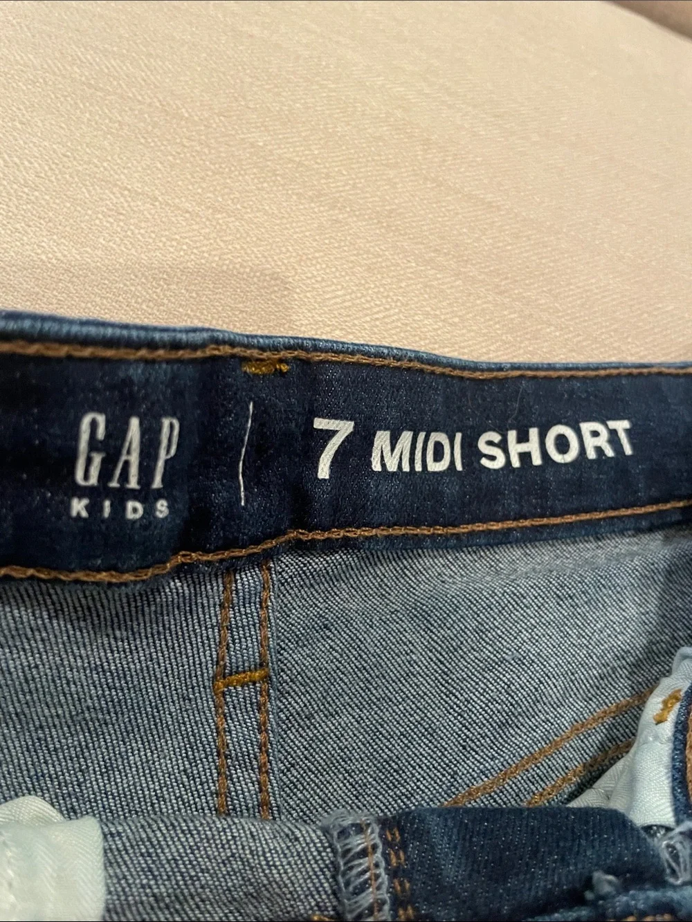 GAP classic dark